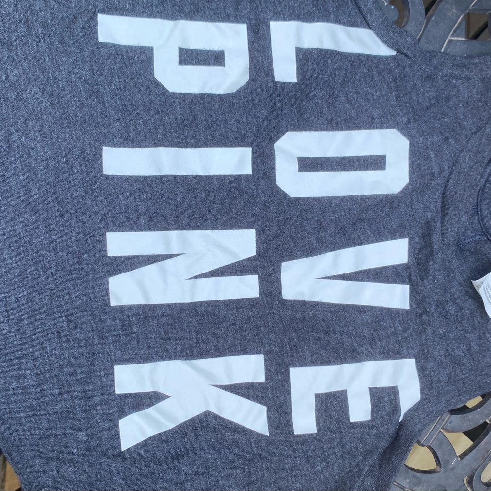 PINK Victoria's Secret Heather Gray Tee - Picture 7 of 8